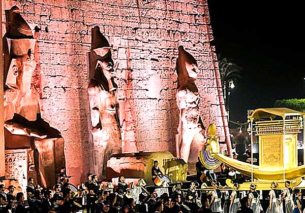 25 ноября 2021 г. Церемония открытия обновленной Аллеи Сфинксов в Луксоре, Египет. Фото