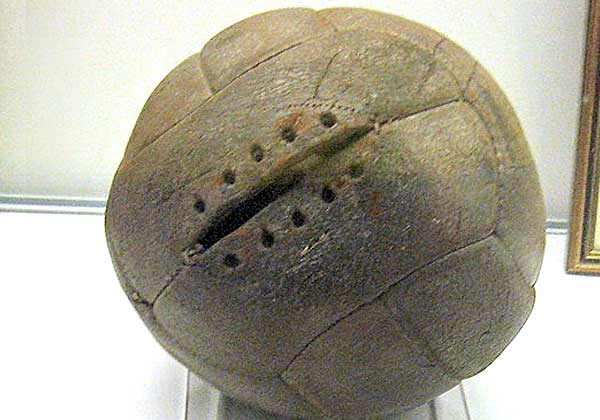 Тиенто. Финальный мяч чемпионата мира 1930 года Аргентина